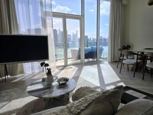 Top Floor Penthouse In Oceana With Panoramic Views