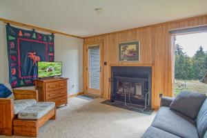 1 Br: Powderidge 30:Slope Side, Pet Friendly end unit on Shuttle Route