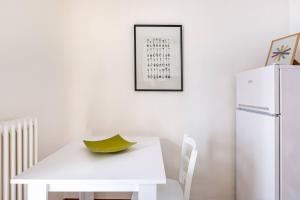 Central Apartment Caniggia 2 with Terrace in Como
