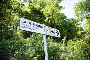 La Bordona Monferrato cobalto e corallo