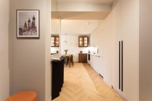 Apartment next to Wawel, Premium Stay in Central Krakow by Koletek 3