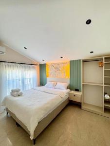 VİLLA with POOL & JACUZZİ & BBQ