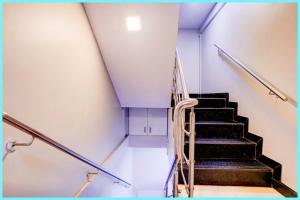 Hotel Vasudha Premium Near Shri Mahakaleshwar Jyotirlinga Temple, Ujjain