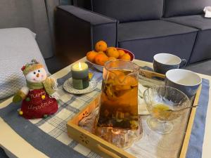 Высокая квартира студия 42 м2 на 26 этаже с видом на горы