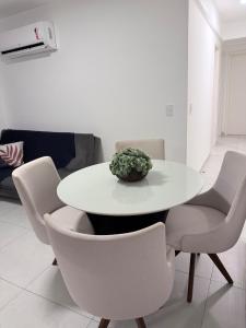 Apartamento espaçoso a poucos passos do mar