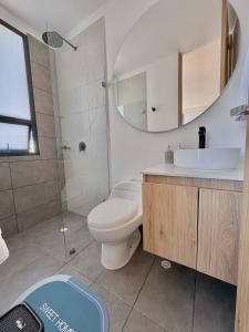 Luxury 1BR - Balcony - Coworking - City views