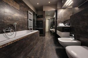 LA BELLE SUITE near Old Town & Kazimierz UNDERGROUND GARAGE INCLUDED