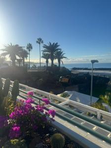 Apartment in complex Altamira with direct ocean view