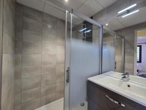 Appartement T3 avec box, place de parking et grande terrasse!