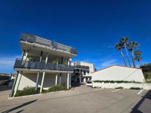Appartement T3 avec box, place de parking et grande terrasse!