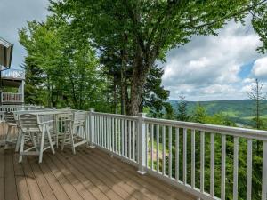 Stemwinder 6A, 3 Bedrooms Plus Bonus Sleeping Alcove, 2 12 Baths