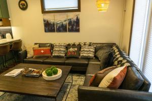 3 Br: Sanctuary 185 at Snowshoe