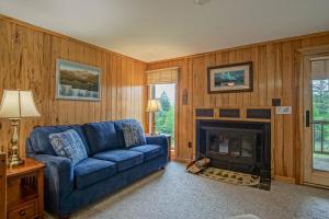 Powderidge 60: Slope Side, Fireplace, Spacious Deck