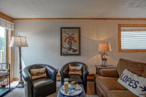 Powderidge 40: Slope Side, Sleeps 9 Full Kitchen