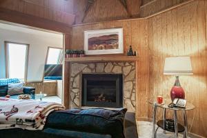 Leatherbark - 301B, 2 Bedroom Allegheny Sunrise Spacious Condo Foosball