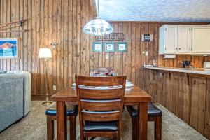 2 Br: Wabasso 14: Mid Flume nearest slope