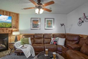 Summit 307D 3Br Condo Close to the Village