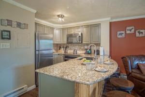 Powderidge 44: 1Br: 1 Bath Flat