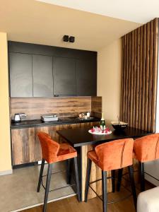 Golden Mountain Apartments