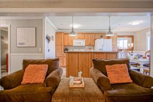 Summit 107B 3Br Condo