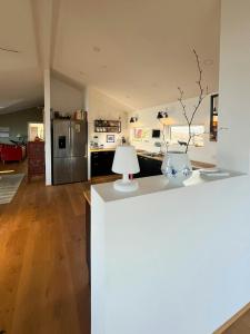Architect-Designed House With Private Beach