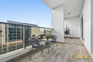 Oversized 1BR Apartment Near Dubai Hills Mall