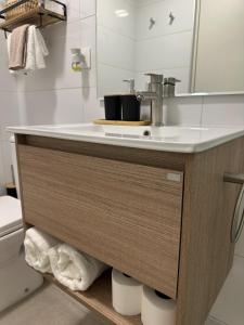 Warm Studio Ñuñoa - Metro Santiago L3 Equipped Connected