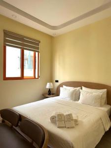 Santori Hon Thom Hotel