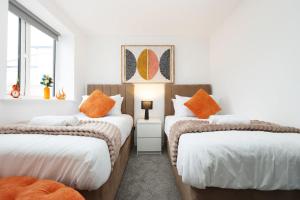 Newly Built Modern & Central 2-Bedroom & 2-Bathroom Apartment