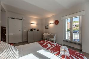 Alta Via 1 - Free Parking - Sea 20 min - A-C