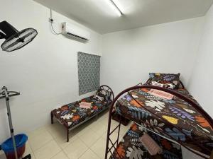 EmyNuar Homestay