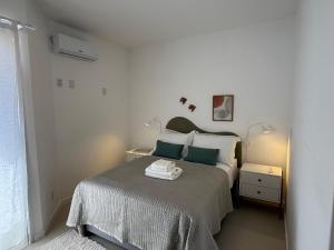 Lindo Apto na quadra do mar de Canasvieiras C06