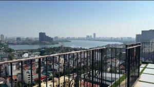 Solari 15F Duplex Suite with Nhat Tan Bridge View