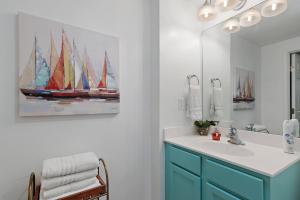 Destin Penthouse Retreat Stunning Views Pools