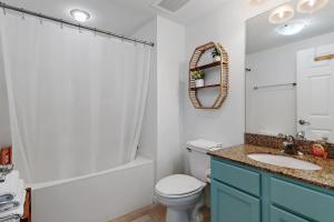 Destin Penthouse Retreat Stunning Views Pools