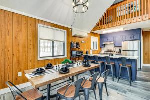 Scenic Views! Clifton Twp Chalet w Fire Pit, Deck