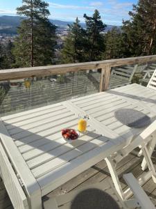 Ski-in, ski-out med milsvid utsikt och bastu