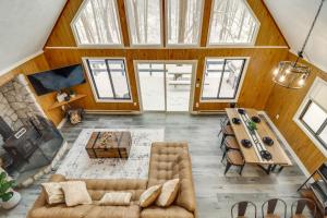 Scenic Views! Clifton Twp Chalet w Fire Pit, Deck