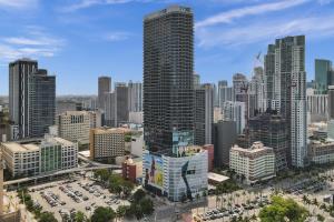 4006 - Lux Miami Studio City Bay Views