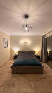 Maison ou chambres a louer place de LEsplan