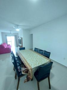 Vista mar, espaço e conforto nesse lindo AP