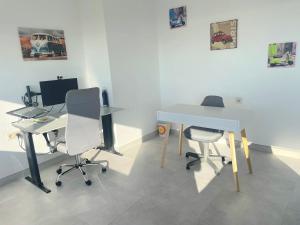 Spacious Sea View Townhouse Pool, BBQ & Dedicated Office