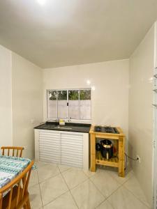 Casa completa a 10 minutos da Praia