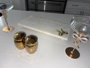 Ocean Drive Luxe Retreat Stylish City Hideaway