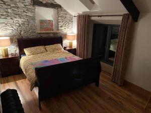 Renovated farmhouse near Colligan woods