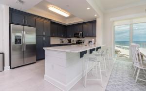 Phoenix Gulf Towers 1004