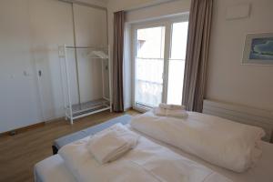 Pier One - barrierefrei - ABC244