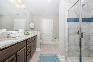 Phoenix Gulf Towers 1007