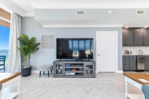 Phoenix Gulf Towers 1104