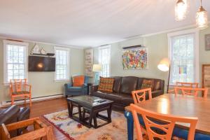 Home Near Oceanside Beaches Dog Friendly